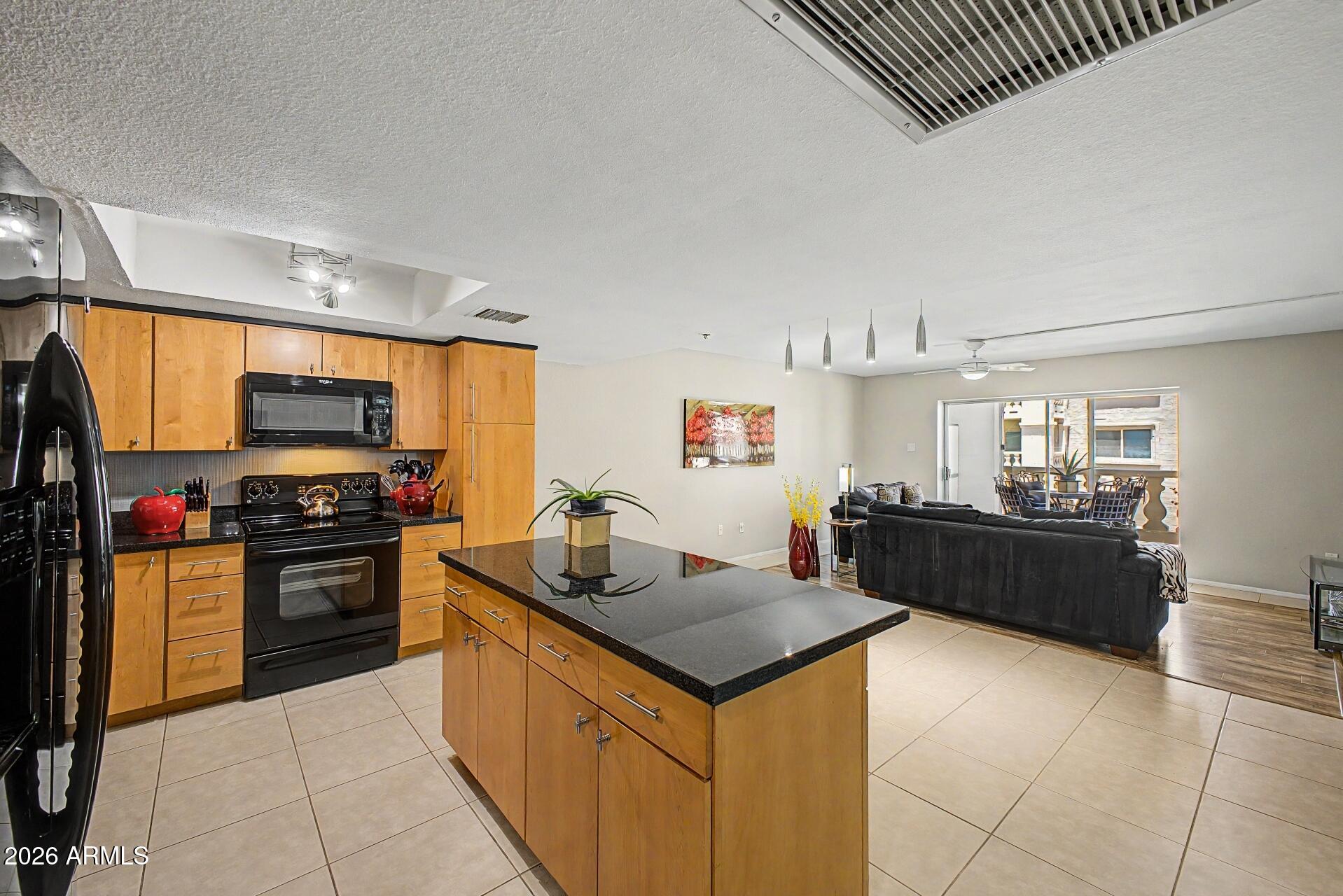 7860 East Camelback Road, Unit 309 Scottsdale, AZ 85251 - Photo 4 of 31