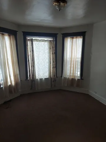 $200,000 | 6221 South Campbell Avenue, Chicago, IL 60629