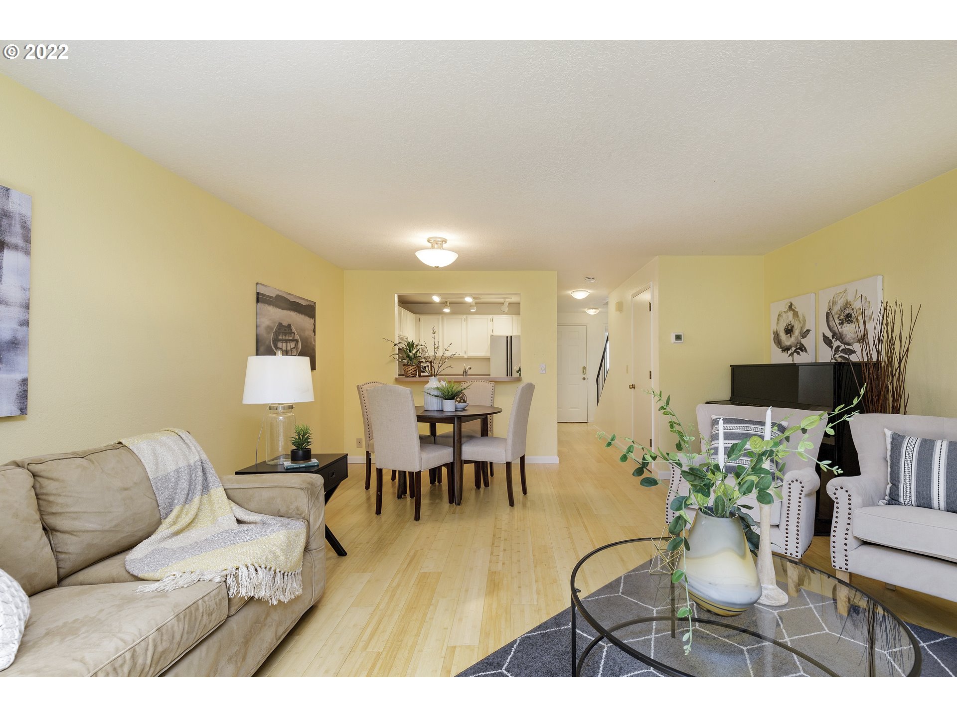 4880 Southwest Scholls Ferry Road, Unit 27 Portland, OR 97225 - Photo 11 of 28 Gallery Image 11