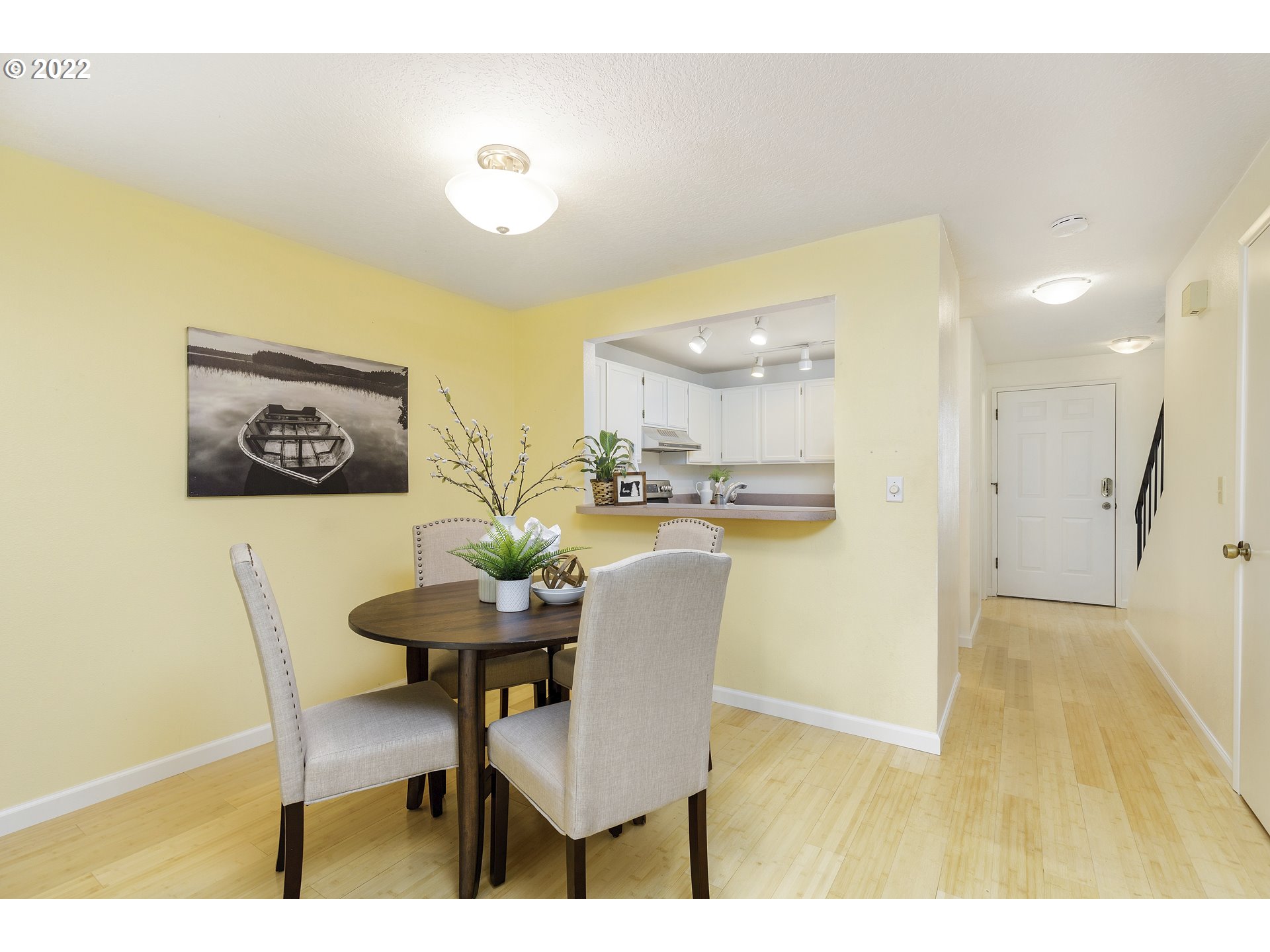 4880 Southwest Scholls Ferry Road, Unit 27 Portland, OR 97225 - Photo 3 of 28 Gallery Image 3