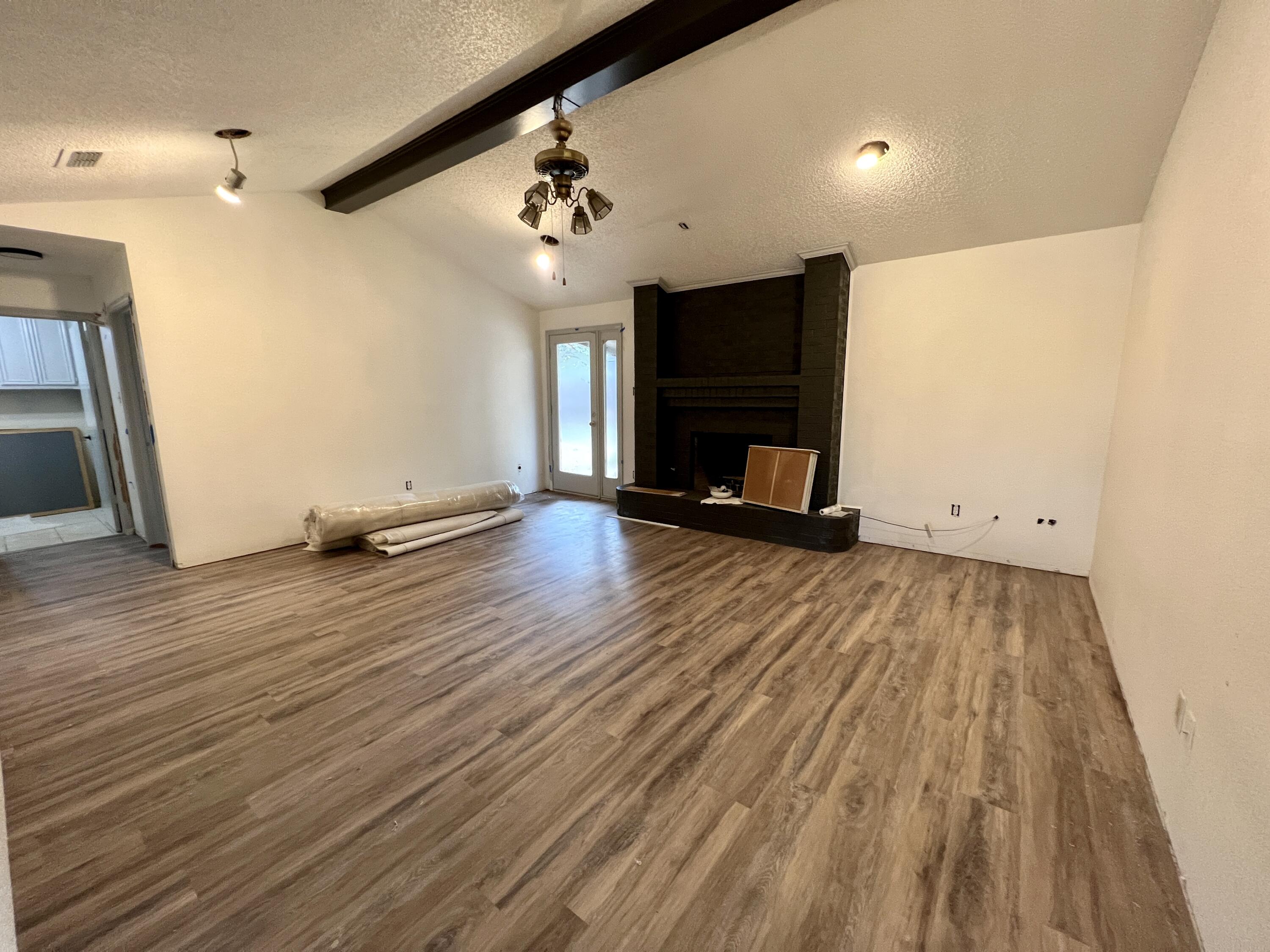 5702 91st Street Lubbock, TX 79424 - Photo 6 of 14 IMG_8056
