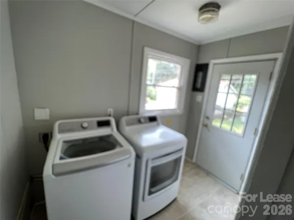 $3,200 | 1116 Bevis Drive, Charlotte, NC 28209