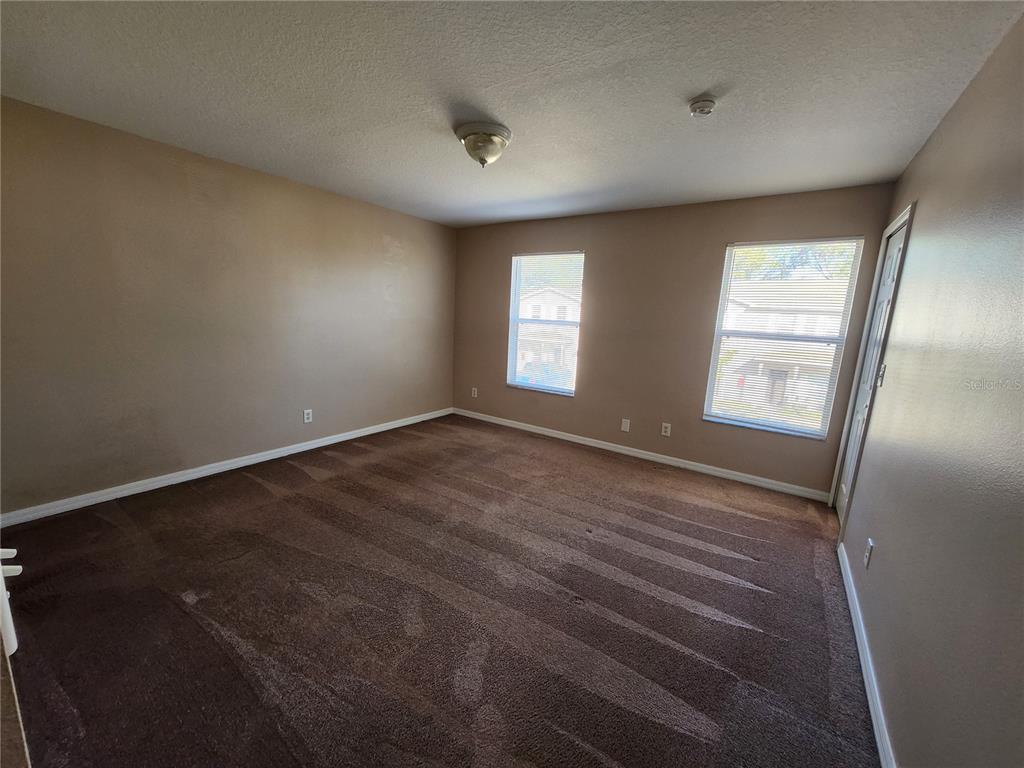 12015 Peach Avenue Seffner, FL 33584 - Photo 11 of 17