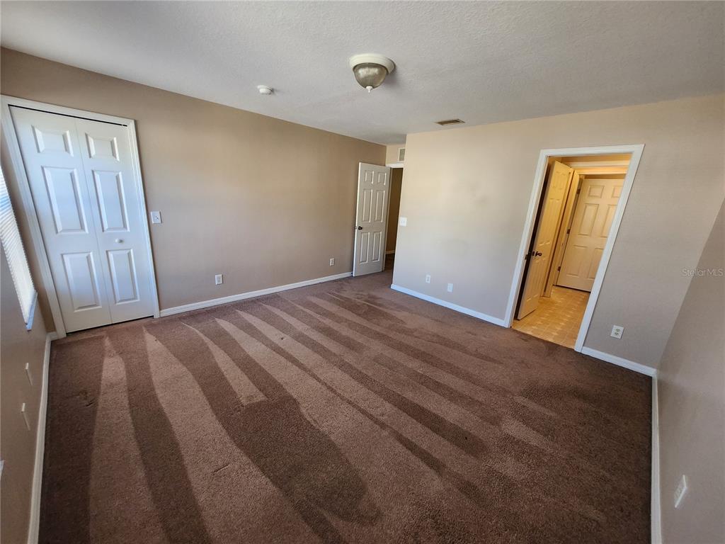 12015 Peach Avenue Seffner, FL 33584 - Photo 12 of 17