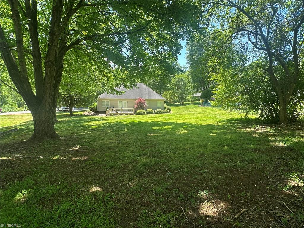 136 Valleybrook Drive Elkin, NC 28621 - Photo 4 of 44