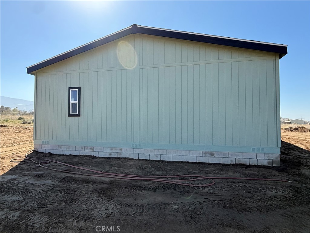 4975 Cambria Road Phelan, CA 92371 - Photo 3 of 12