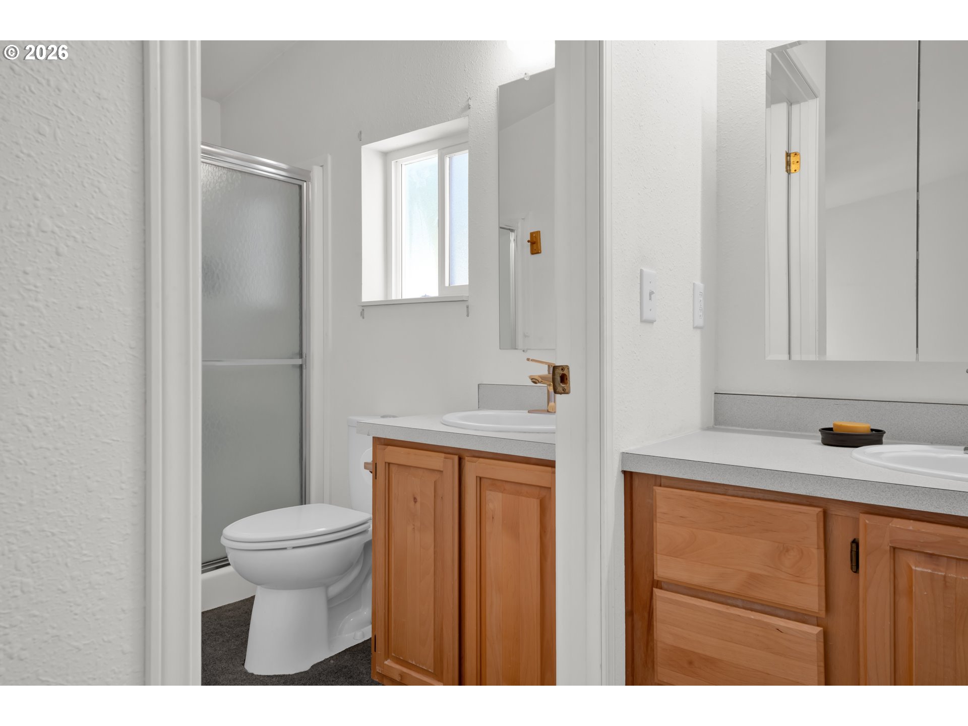 1475 Green Acres Road, Unit 69 Eugene, OR 97408 - Photo 18 of 30 Attached Bathroom #1