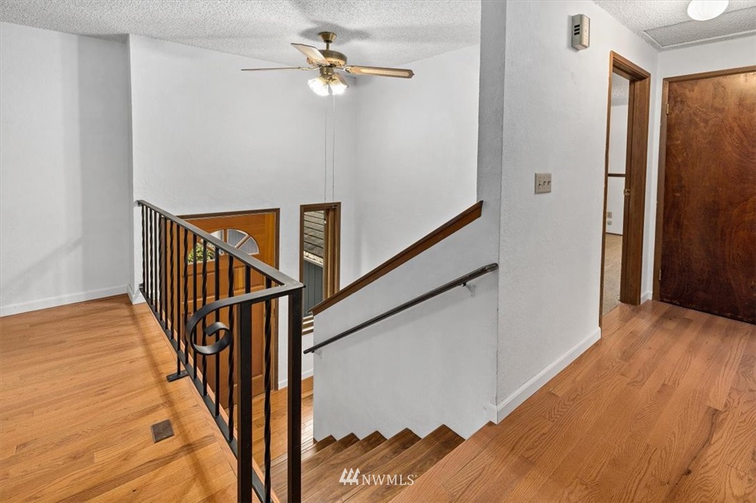 16822 23rd Avenue Southeast Bothell, WA 98012 - Photo 3 of 27 Gallery Image 3