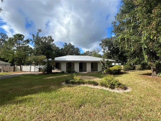 $3,200 | 3322 Northwest 39th Terrace, Gainesville, FL 32606