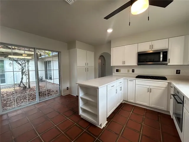 $3,200 | 3322 Northwest 39th Terrace, Gainesville, FL 32606