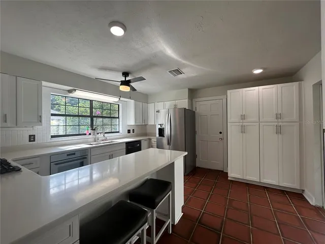 $3,200 | 3322 Northwest 39th Terrace, Gainesville, FL 32606