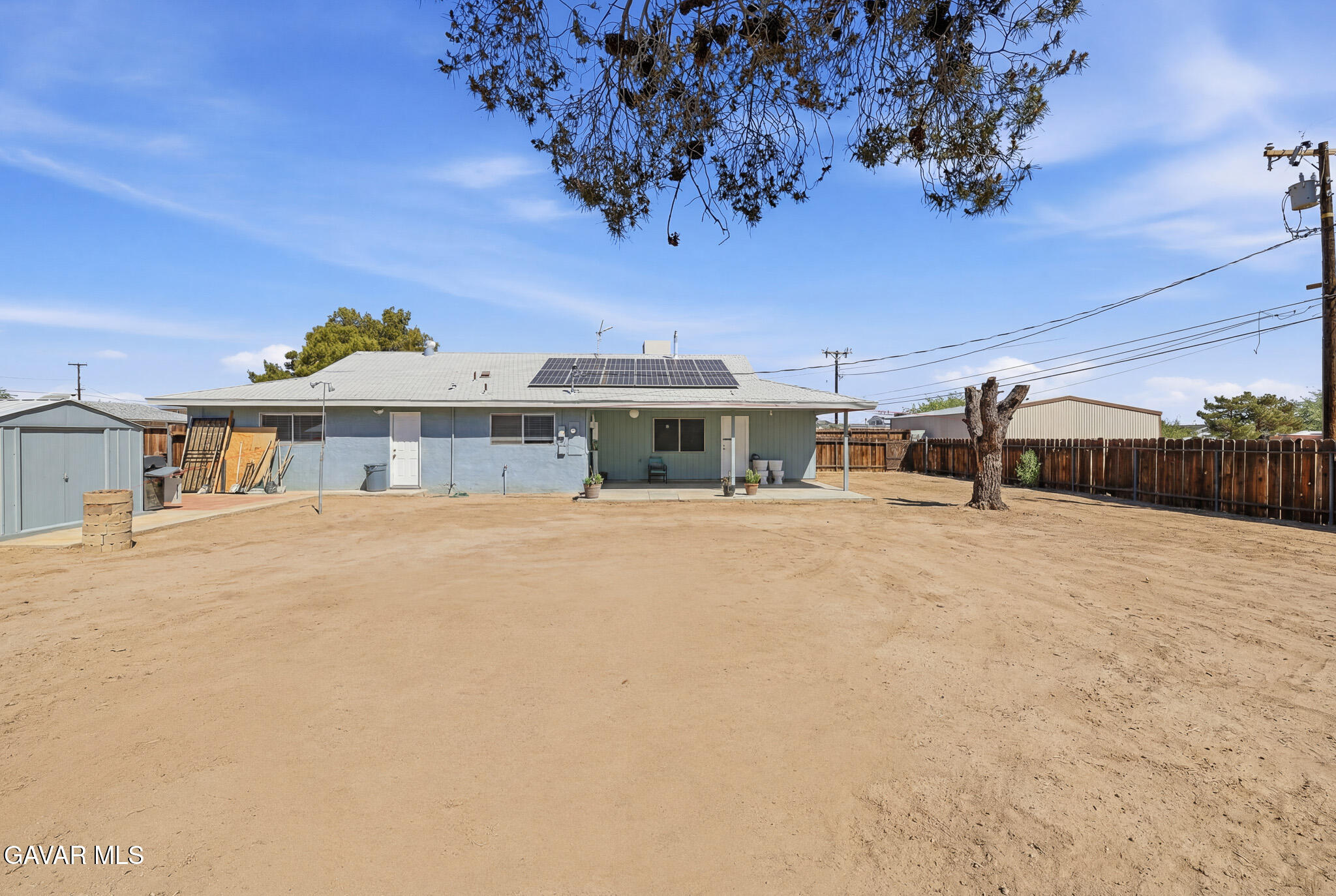 1032 South Farragut Street Ridgecrest, CA 93555 - Photo 20 of 22 _AR50023_reedit_ca1b4016