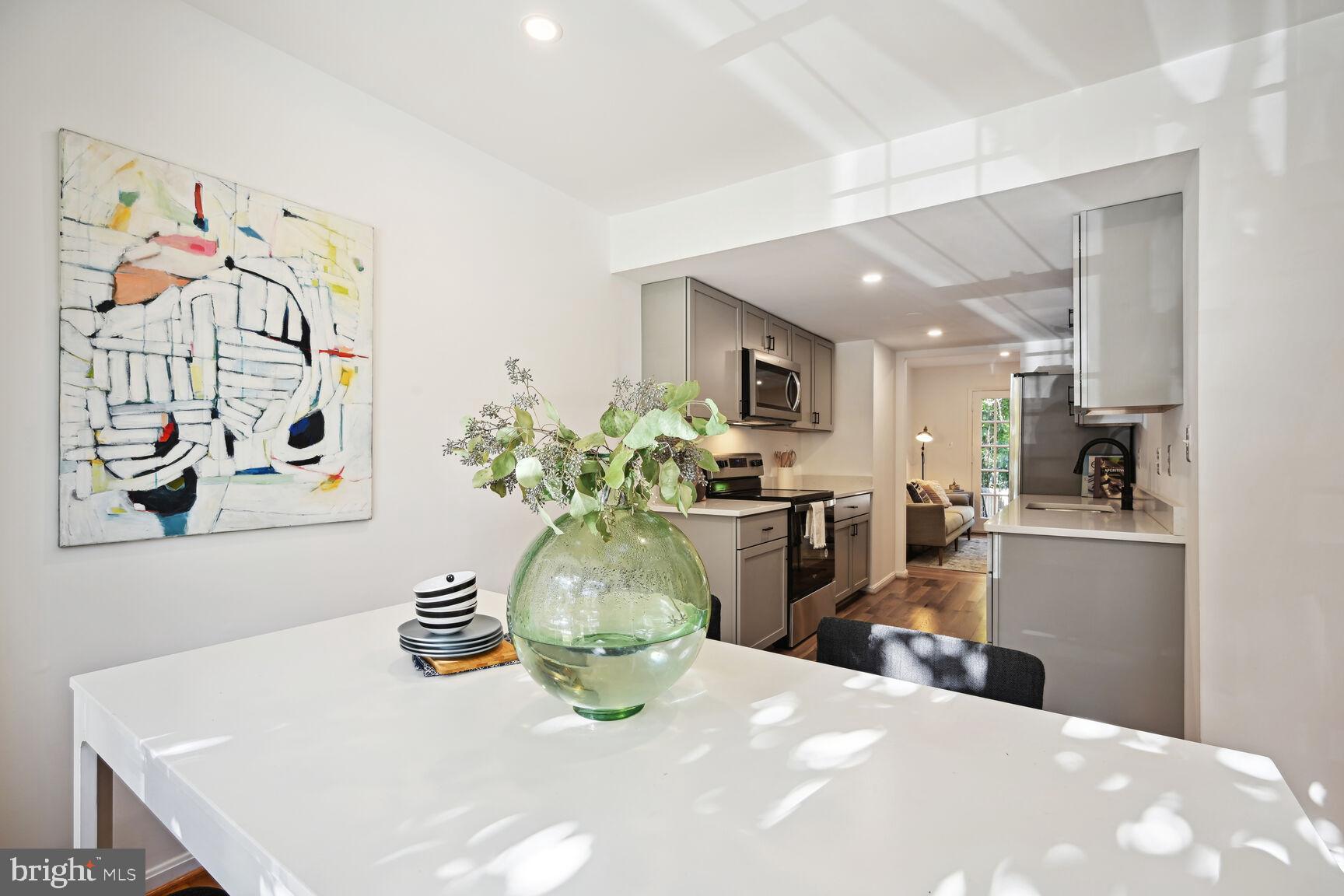 7232 Greentree Road Bethesda, MD 20817 - Photo 11 of 28