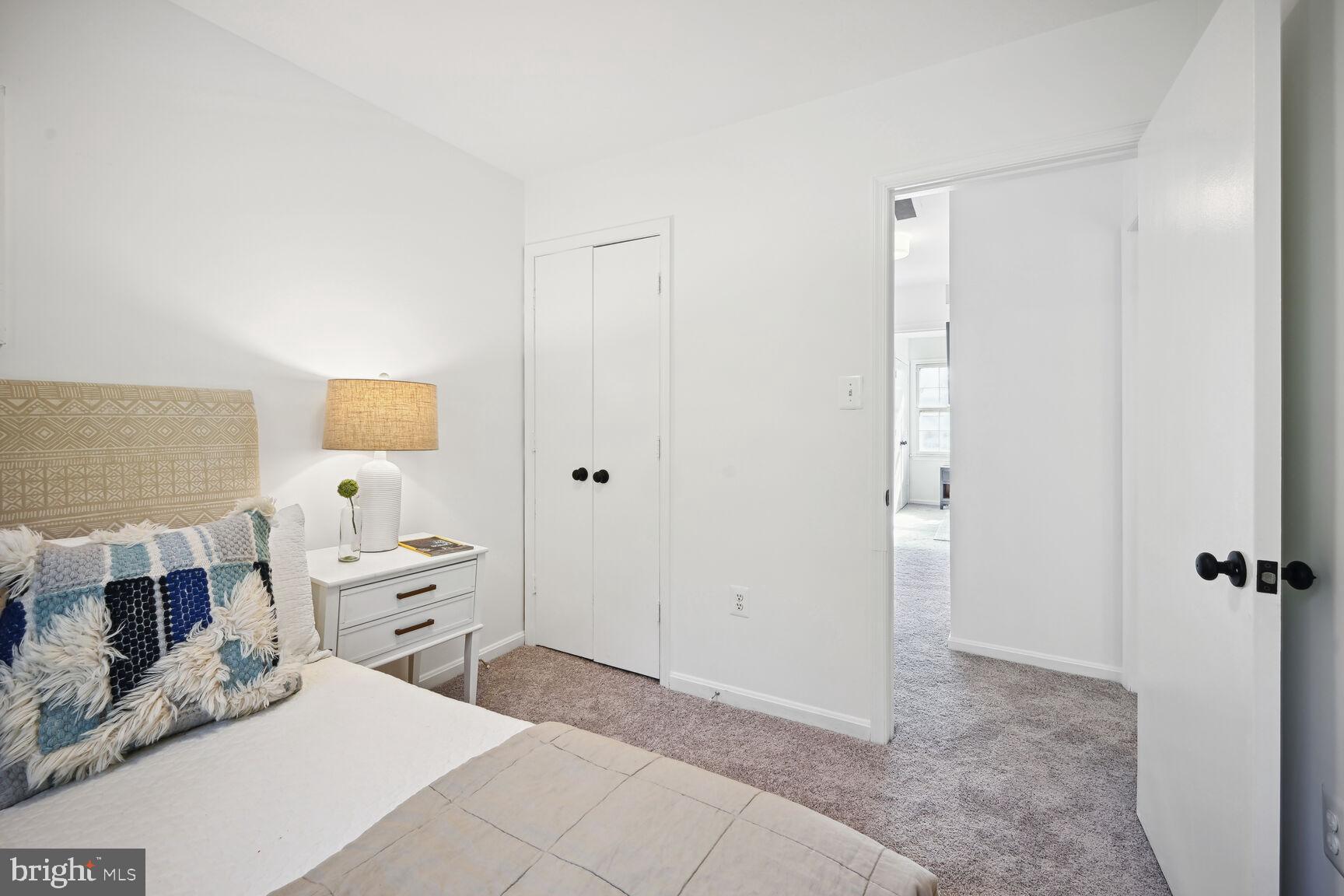 7232 Greentree Road Bethesda, MD 20817 - Photo 19 of 28