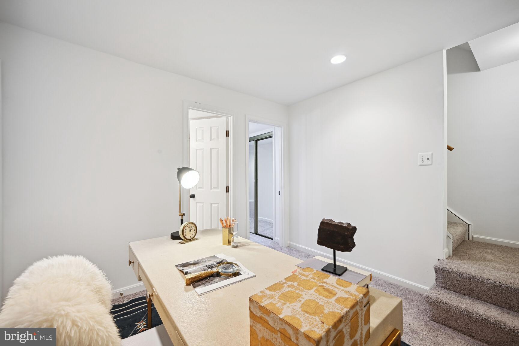 7232 Greentree Road Bethesda, MD 20817 - Photo 21 of 28