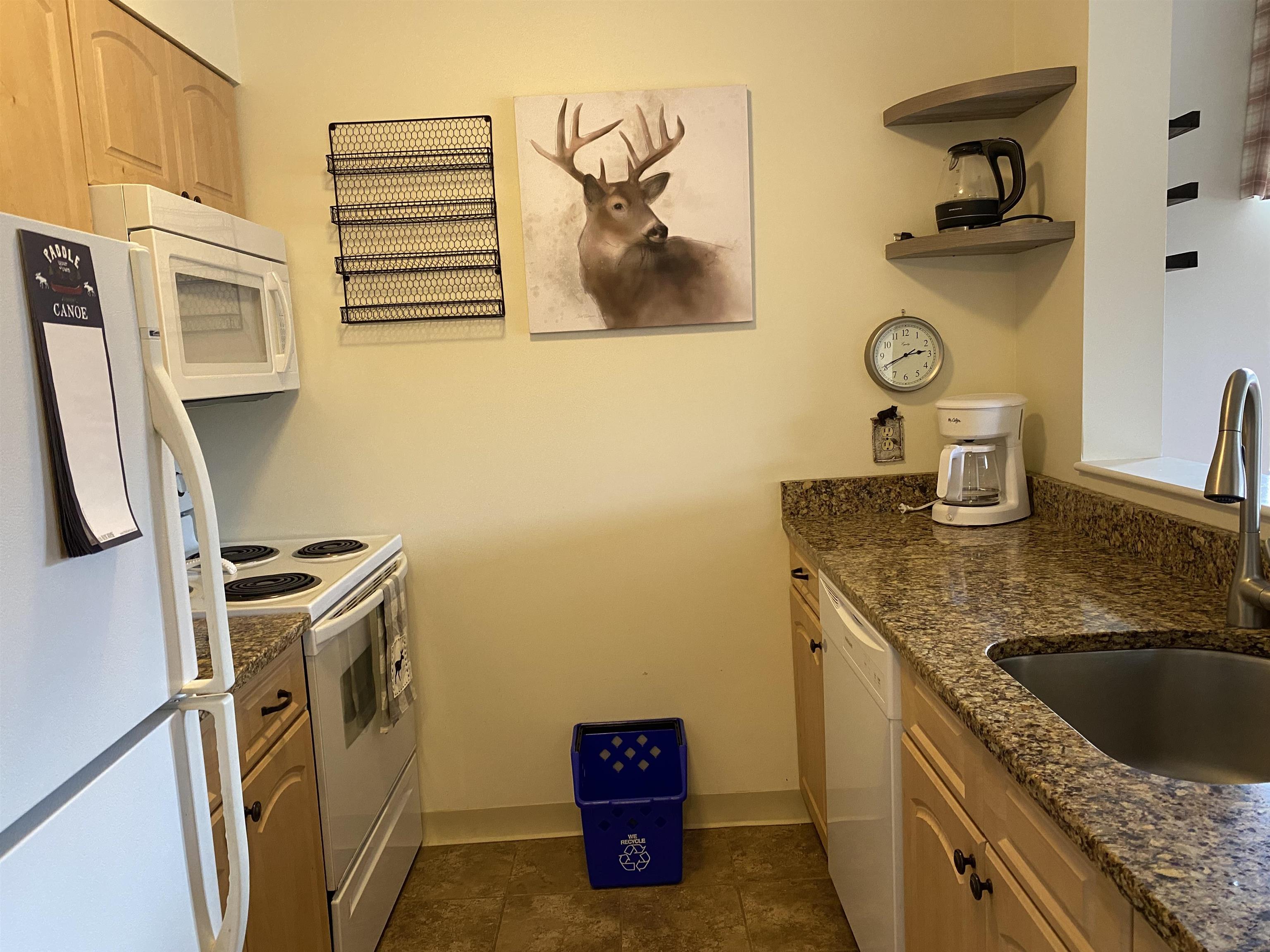 28 Packard's Road, Unit 400 Waterville Valley, NH 03215 - Photo 18 of 34