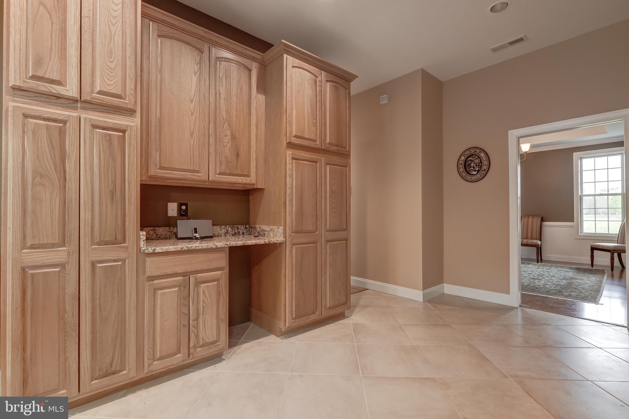 2066 Byrd's Mill Road Newtown, VA 23126 - Photo 16 of 61 a view of cabinets and window