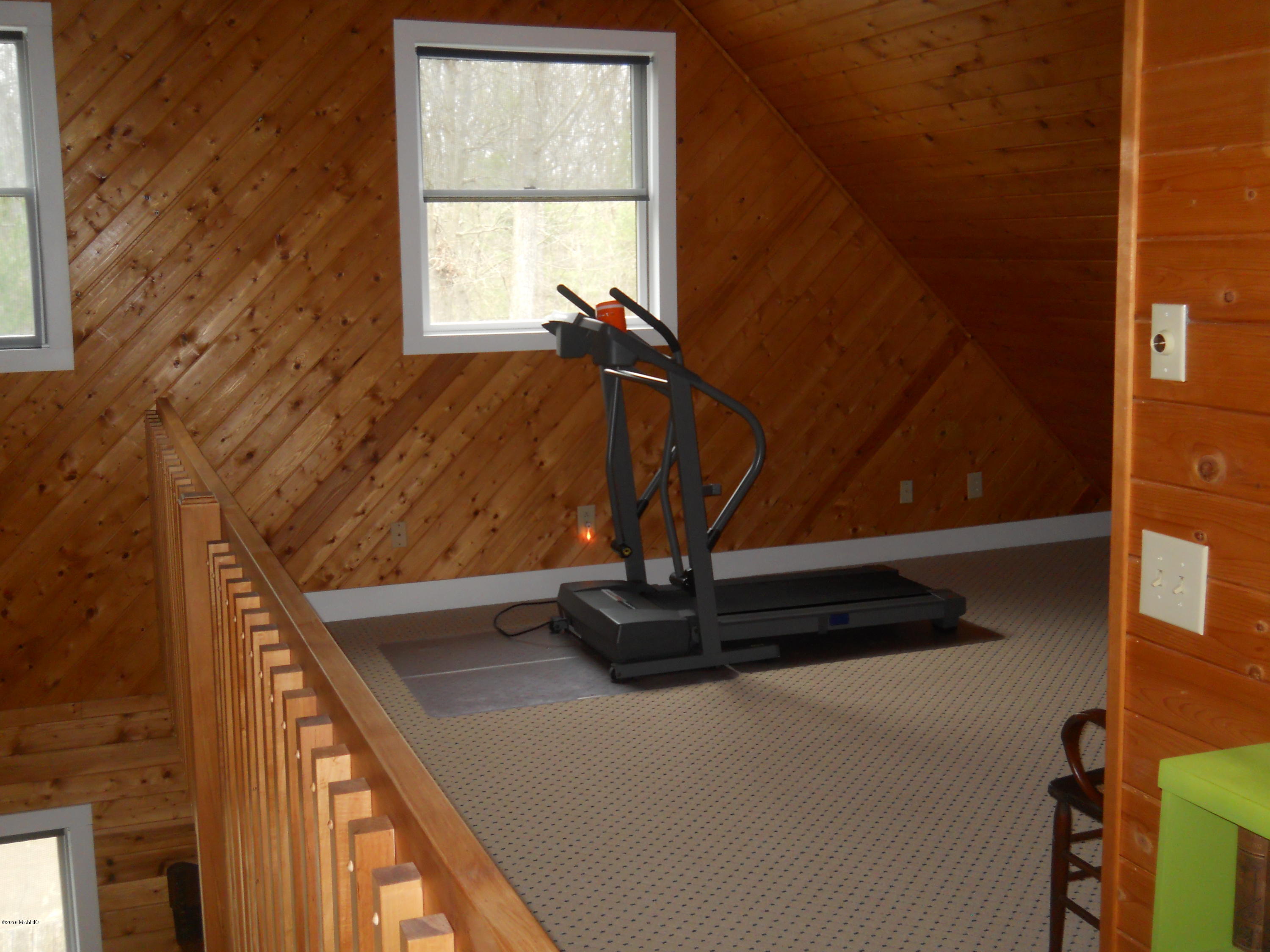 4243 West Giles Road Muskegon, MI 49445 - Photo 17 of 18 17