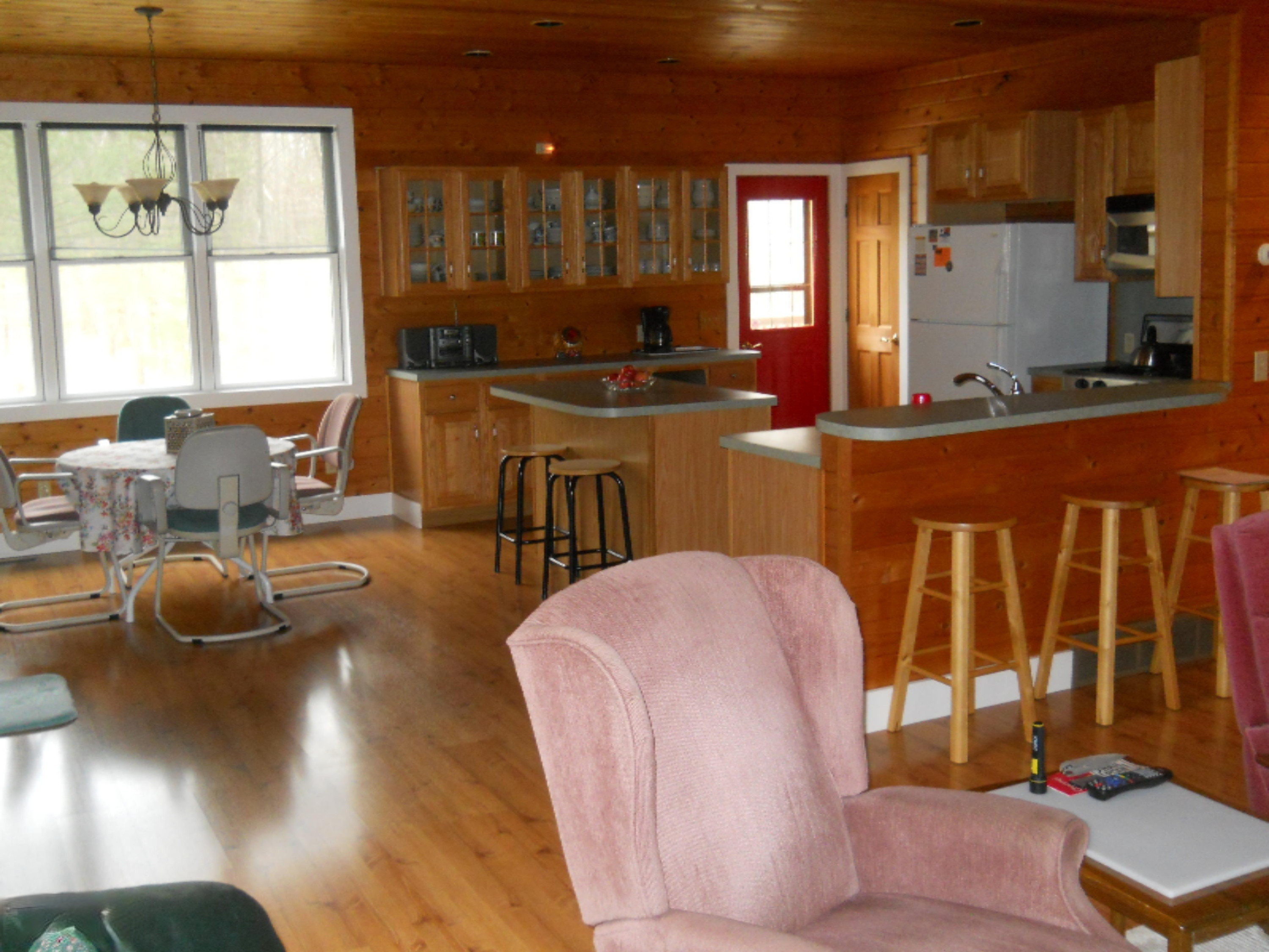 4243 West Giles Road Muskegon, MI 49445 - Photo 6 of 18 6