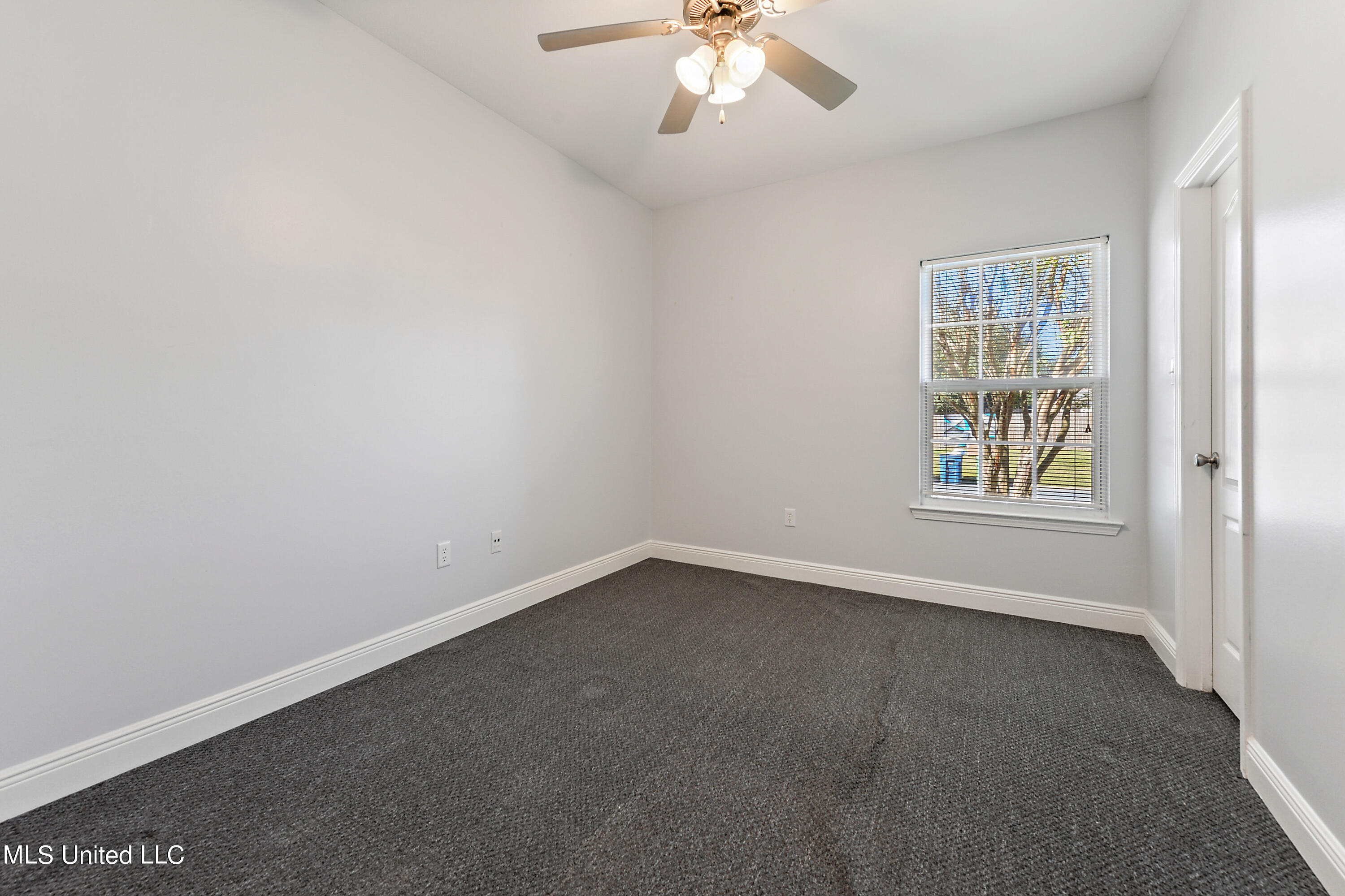 7840 Rue Morgan Ocean Springs, MS 39564 - Photo 24 of 29 024