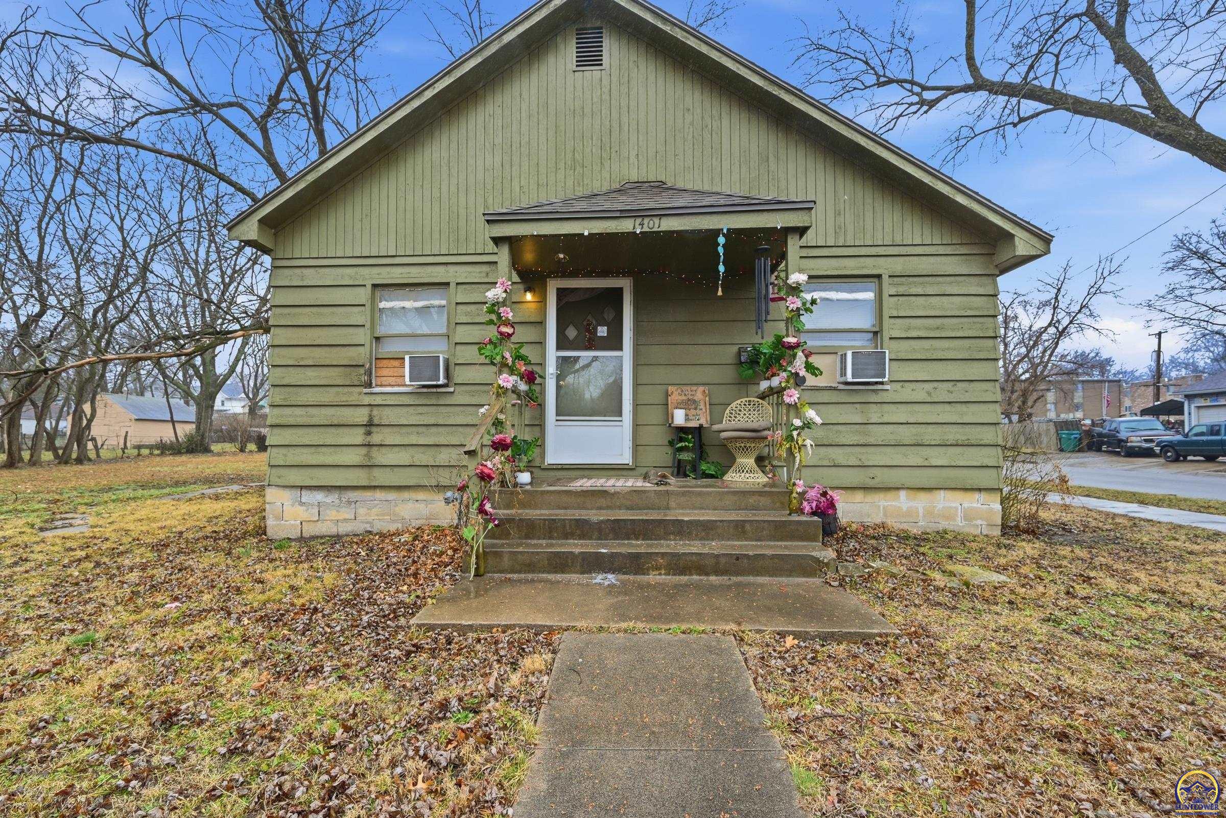 1401 Southwest Polk Street Topeka, KS 66612 - Photo 2 of 12