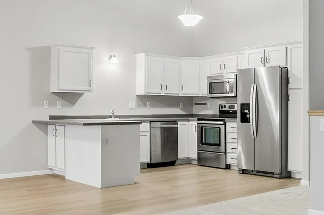 $250,000 | 1511 11th Avenue East, West Fargo, ND 58078