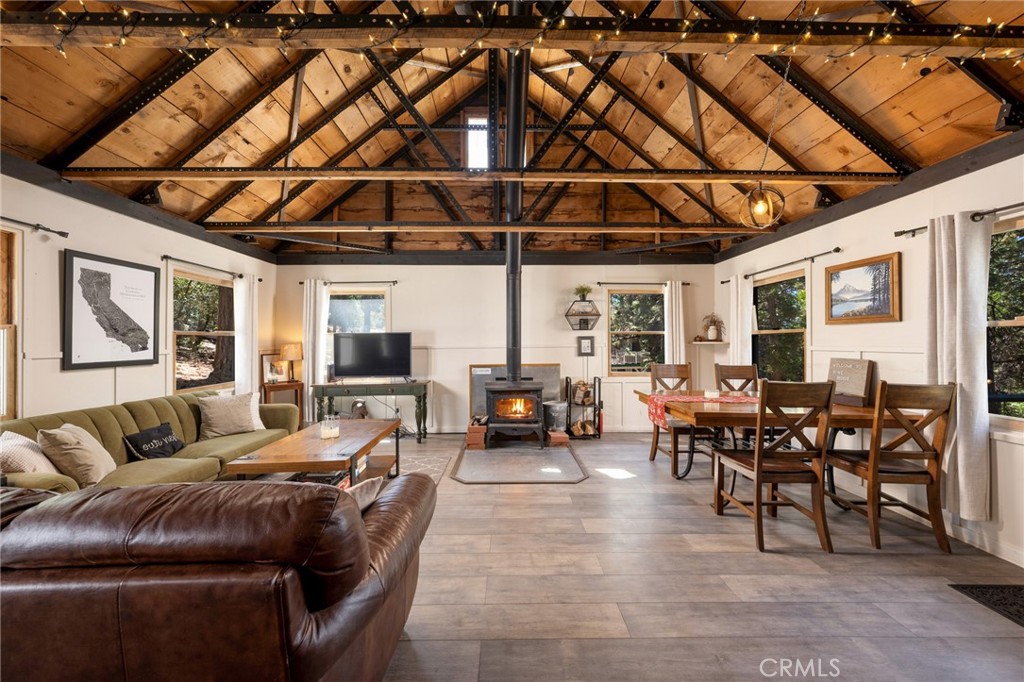 52761 Pine Ridge Road Idyllwild, CA 92549 - Photo 10 of 37 Gallery Image 10