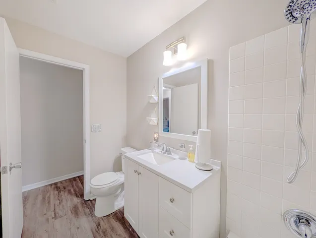 $2,937 | 8616 Hickory Avenue, Crystal Lake, IL 60014