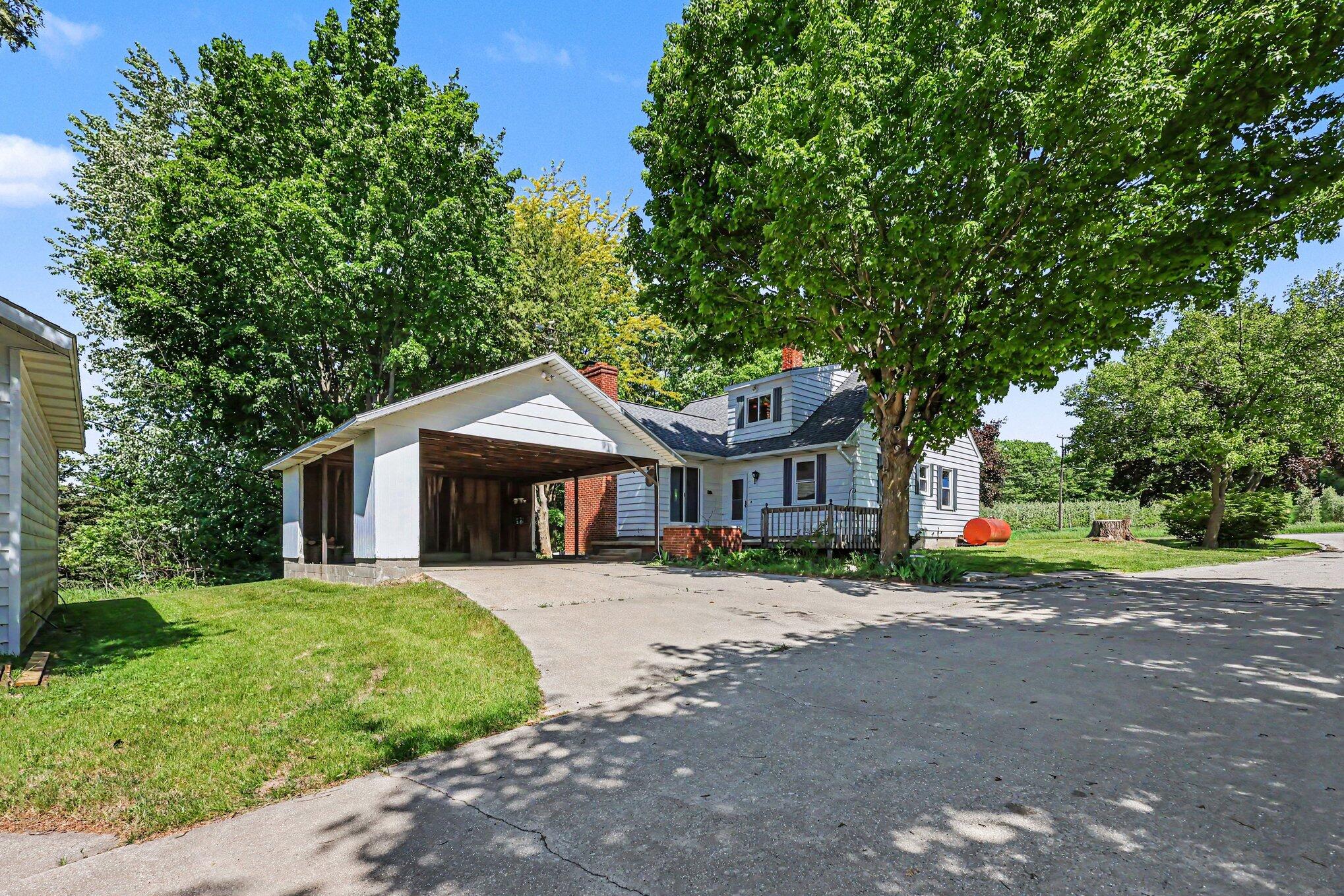 3477 West Garfield Road New Era, MI 49446 - Photo 2 of 27 025_file_7864