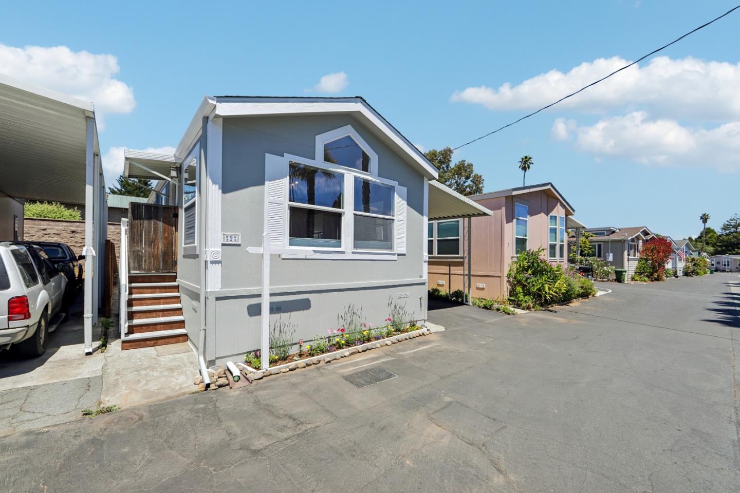 930 Rosedale Avenue, Unit 2 Capitola, CA 95010 - Photo 4 of 28