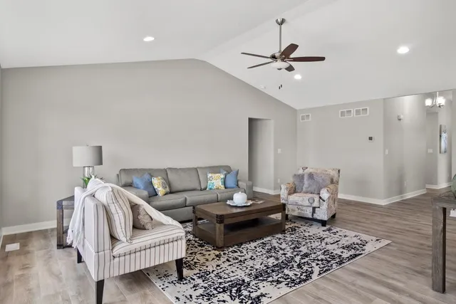 $549,900 | 13973 Blue Sky Drive, St. John, IN 46311