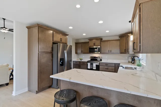 $549,900 | 13973 Blue Sky Drive, St. John, IN 46311