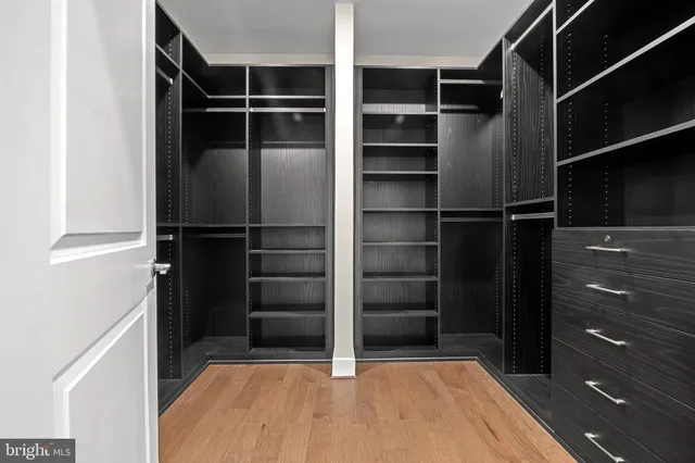 $699,900 | 210 Decoverly Drive, Unit 106, Gaithersburg, MD 20878