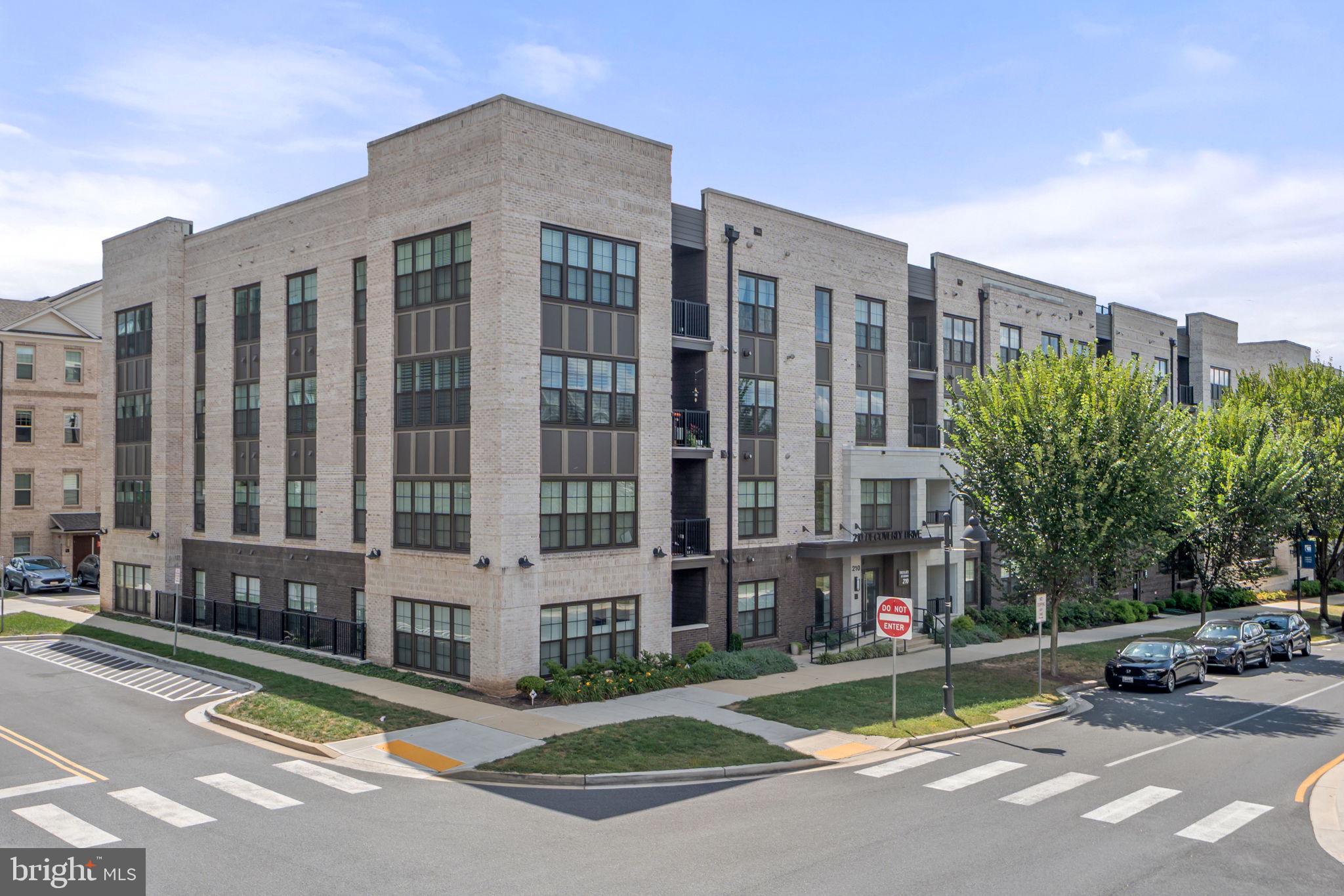 210 Decoverly Drive, Unit 106 Gaithersburg, MD 20878 - Photo 8 of 59