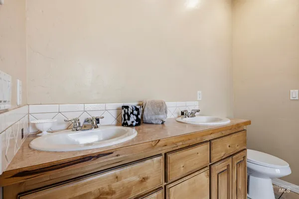 $455,000 | 1101 North Pioneer Way, Parma, ID 83660