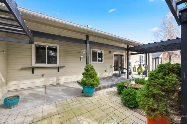 $455,000 | 1101 North Pioneer Way, Parma, ID 83660