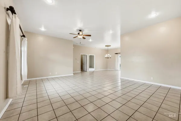 $455,000 | 1101 North Pioneer Way, Parma, ID 83660