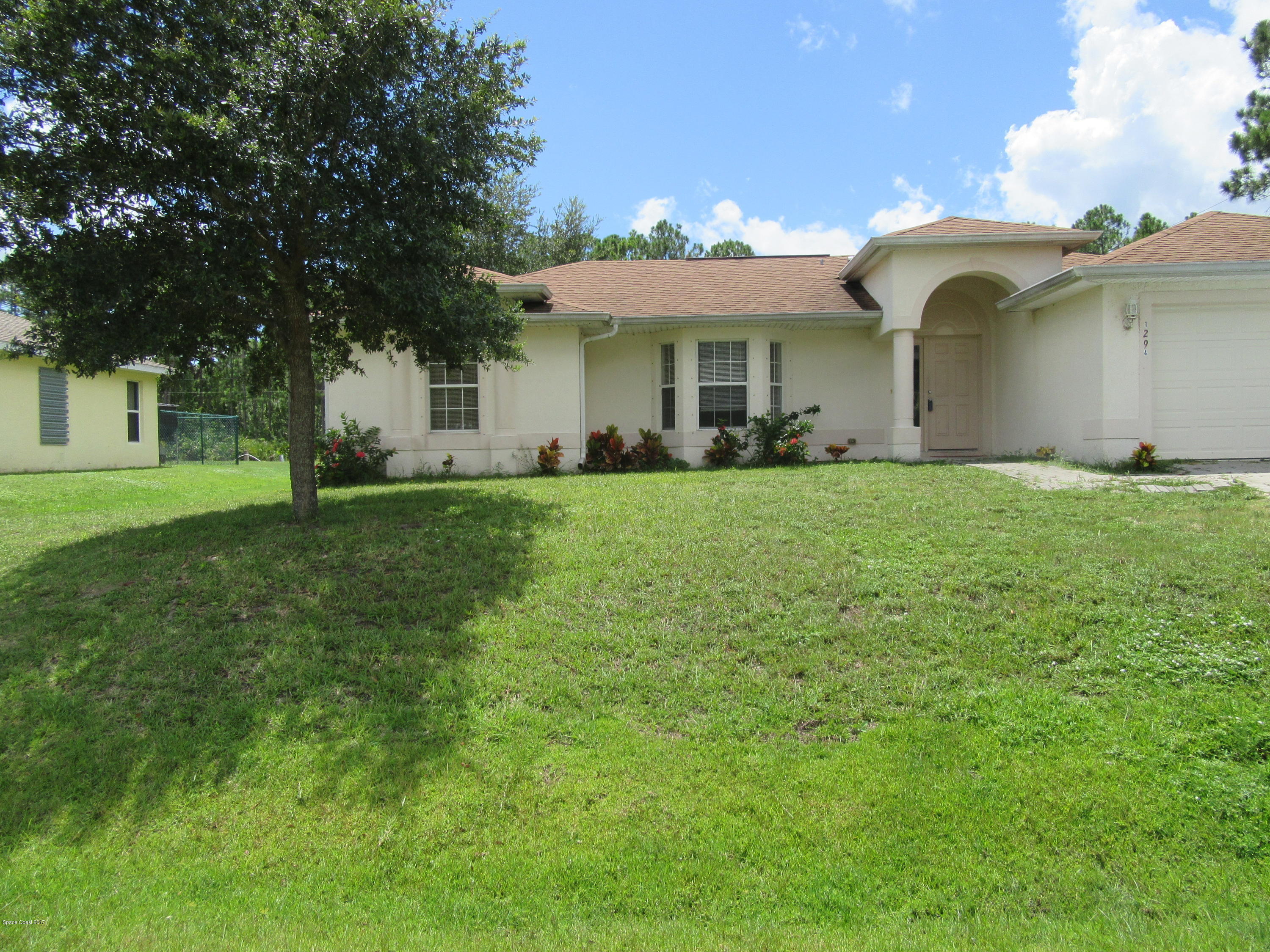 1294 Gerry Road Southwest Palm Bay, FL 32908 - Photo 1 of 28 IMG_0392