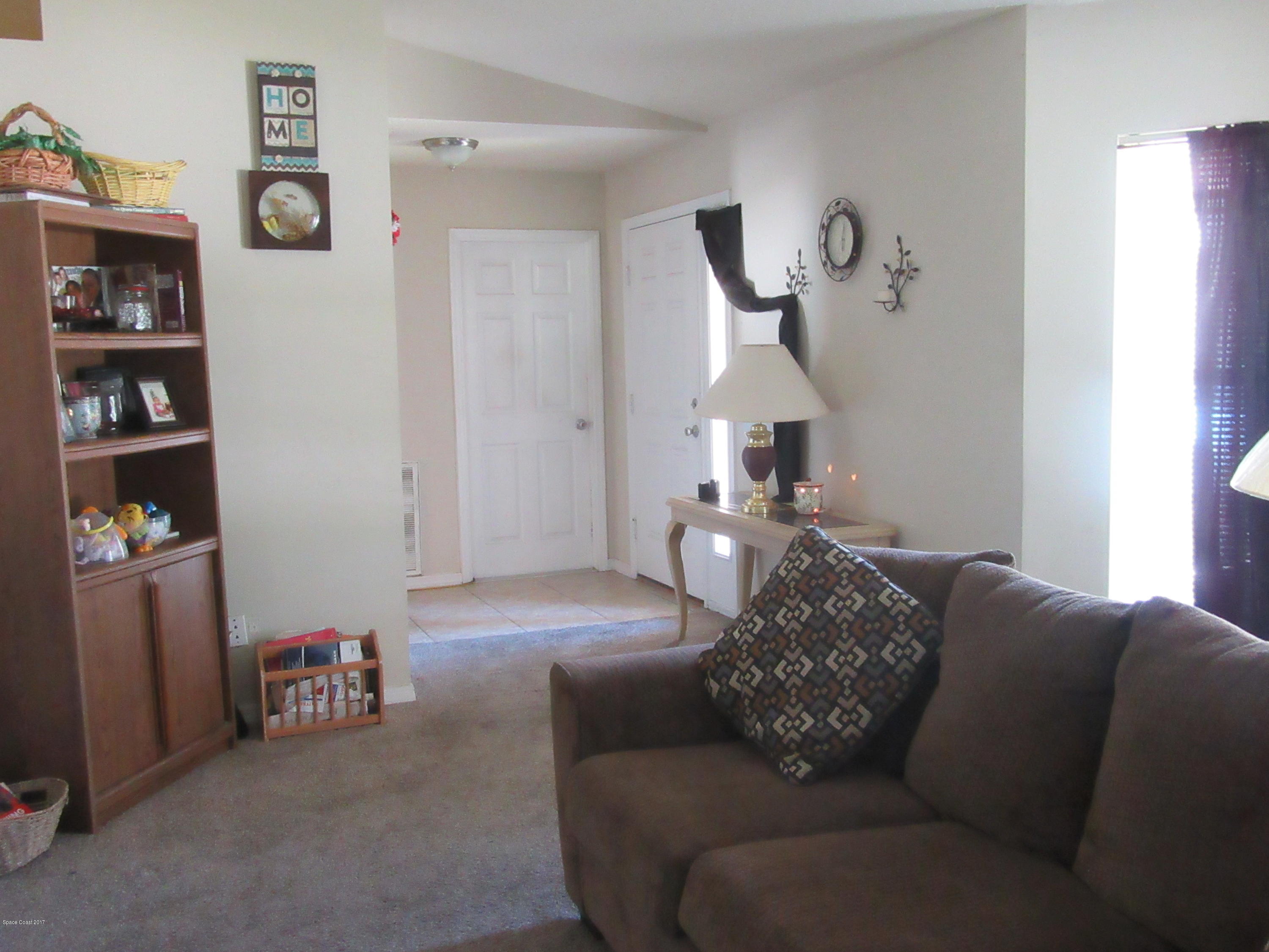 1294 Gerry Road Southwest Palm Bay, FL 32908 - Photo 4 of 28 IMG_0432