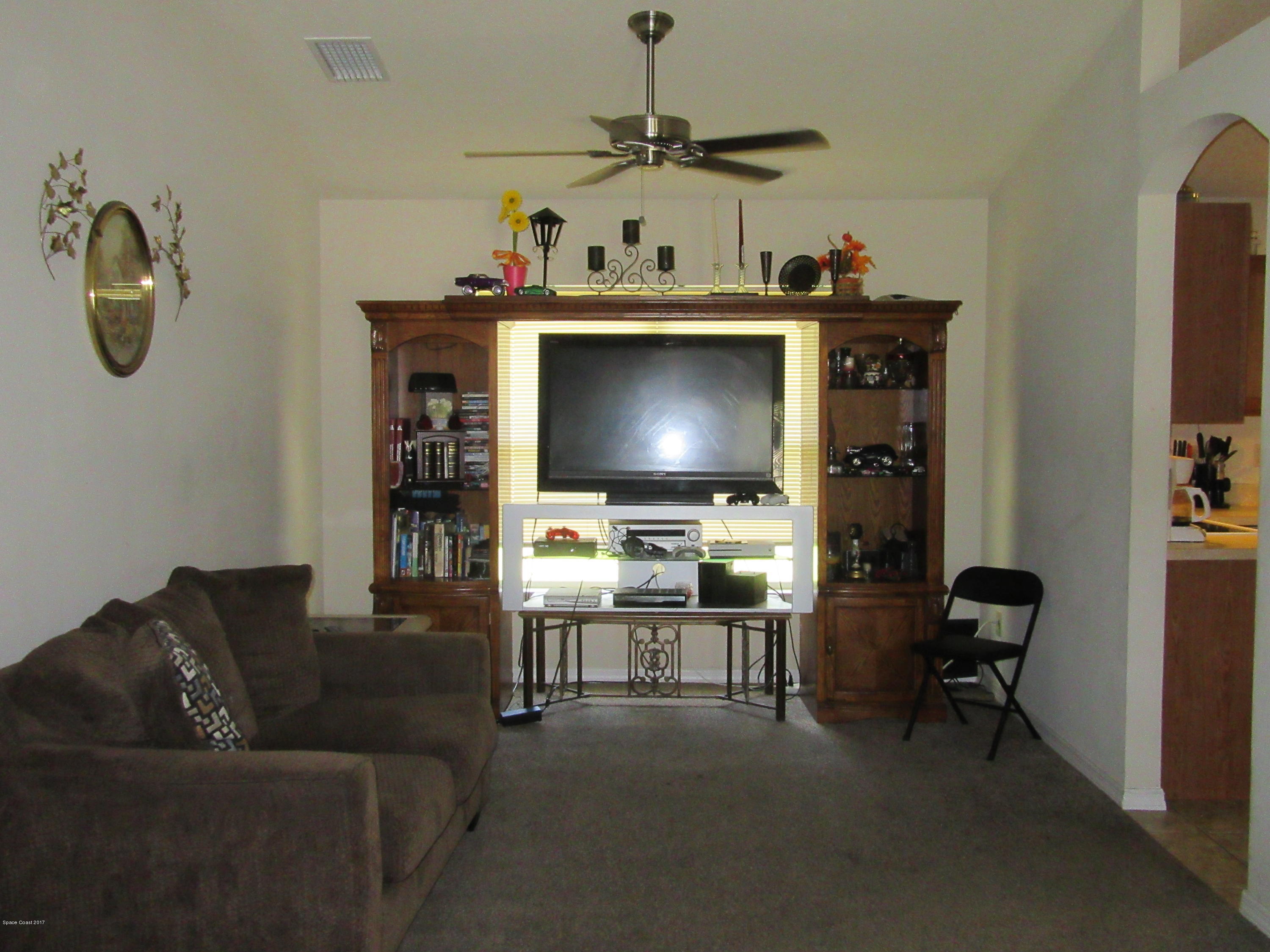 1294 Gerry Road Southwest Palm Bay, FL 32908 - Photo 5 of 28 IMG_0433
