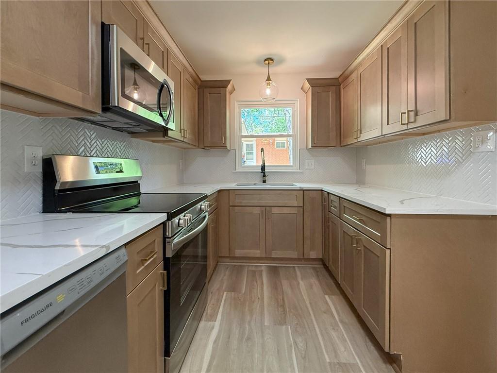 1564 Delia Drive Decatur, GA 30033 - Photo 6 of 33