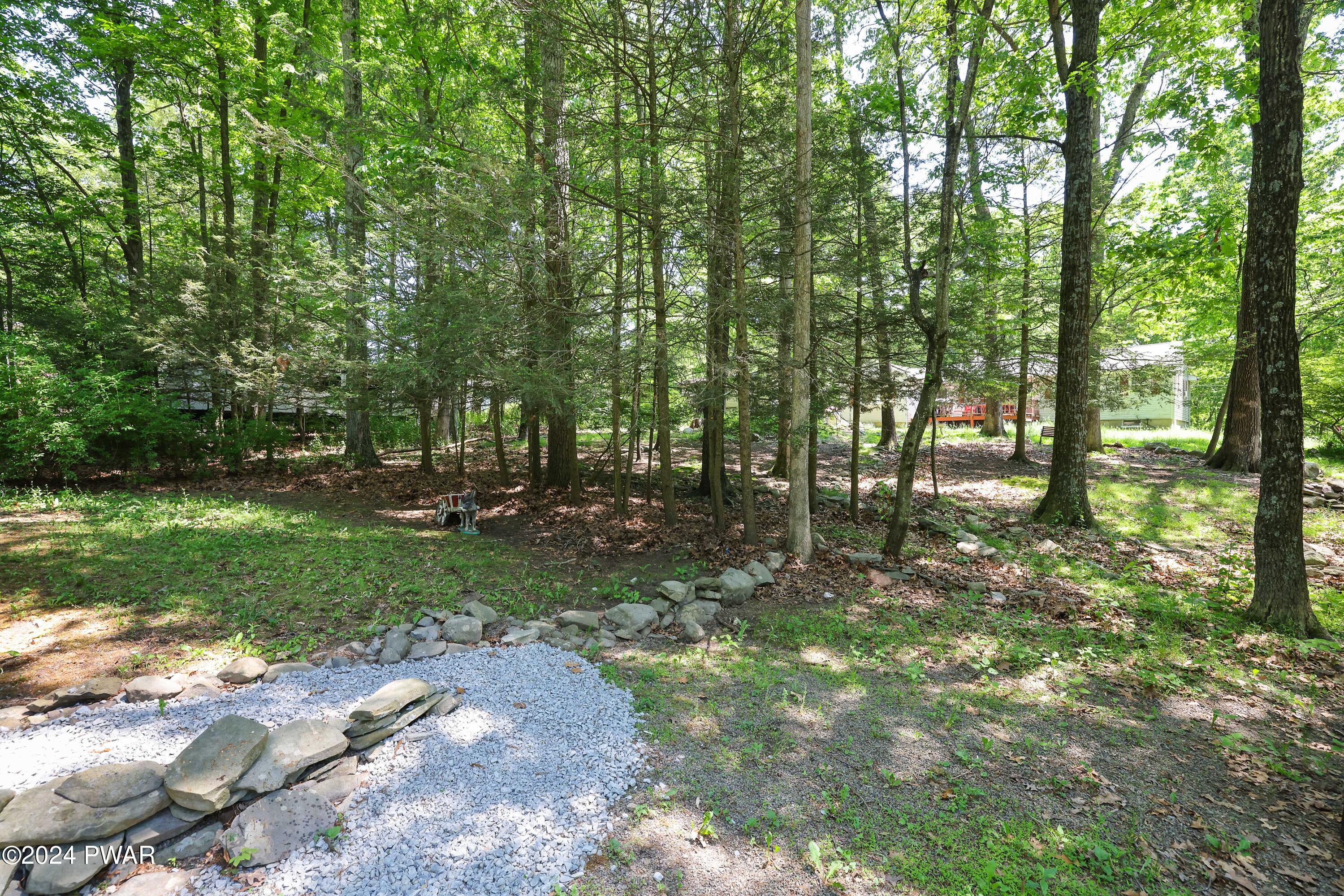 256 Wynding Way Bushkill, PA 18324 - Photo 28 of 32