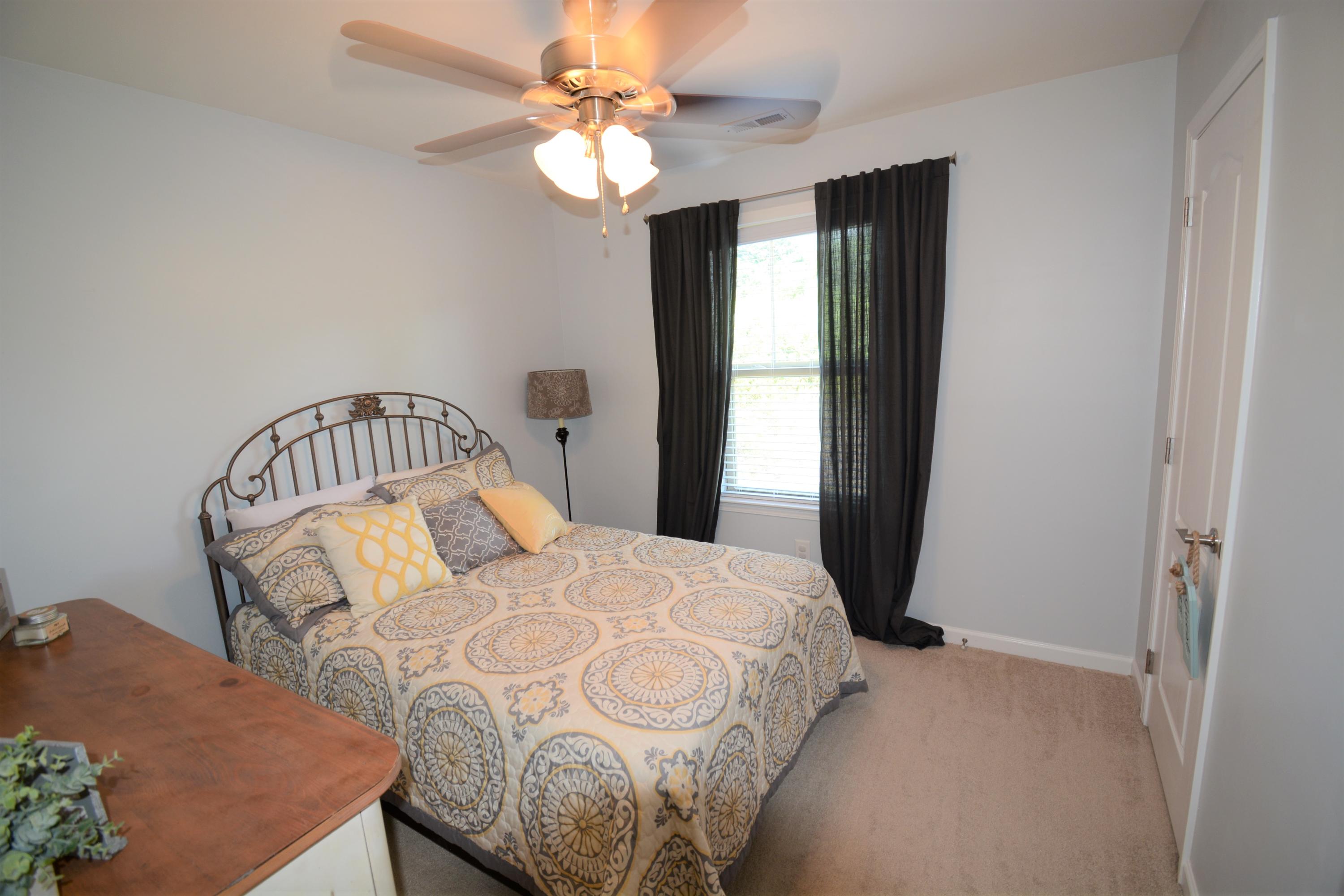 678 Suffolk Road Johnson City, TN 37615 - Photo 11 of 35 Interior Suffolk (11)