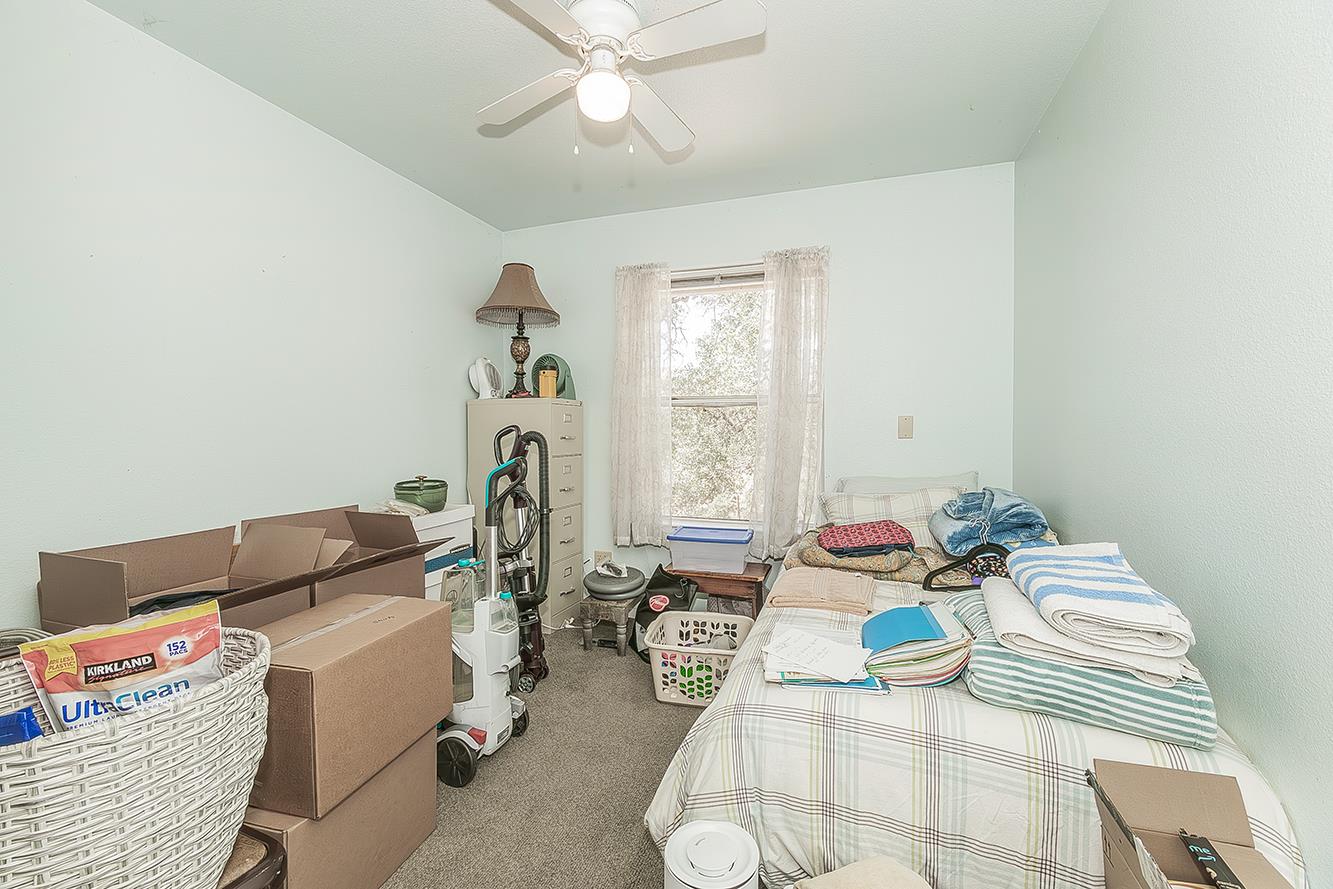 14815 Garlock Lane Prather, CA 93651 - Photo 34 of 80