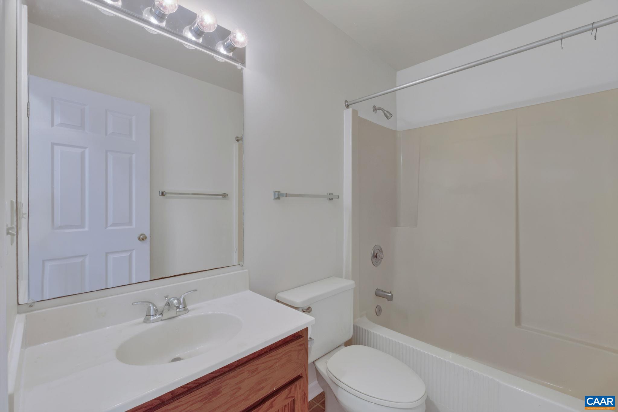 7124 Albevanna Spring Road Scottsville, VA 24590 - Photo 15 of 38
