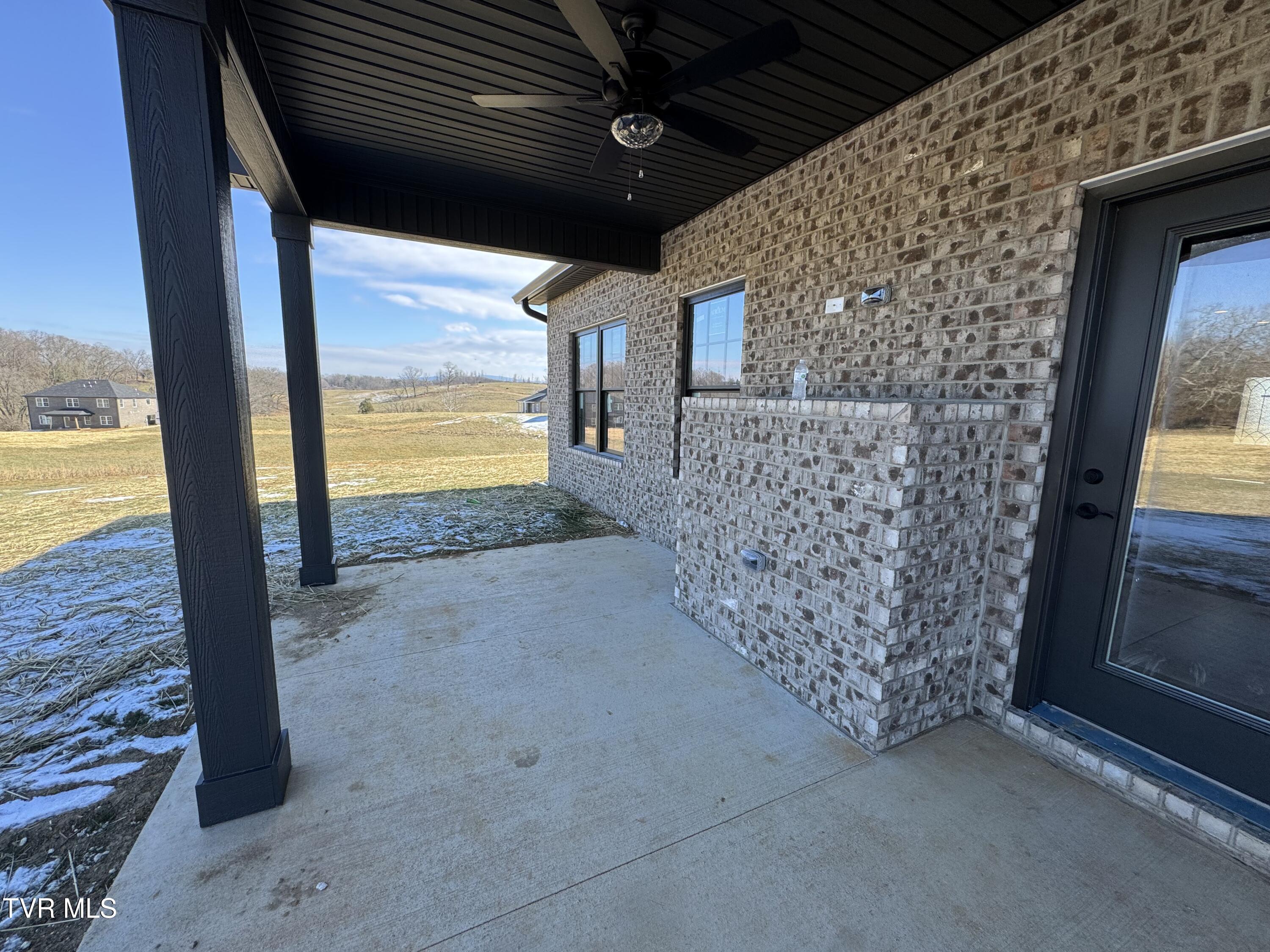 1050 Hawley Road Blountville, TN 37617 - Photo 17 of 18 covered back patio