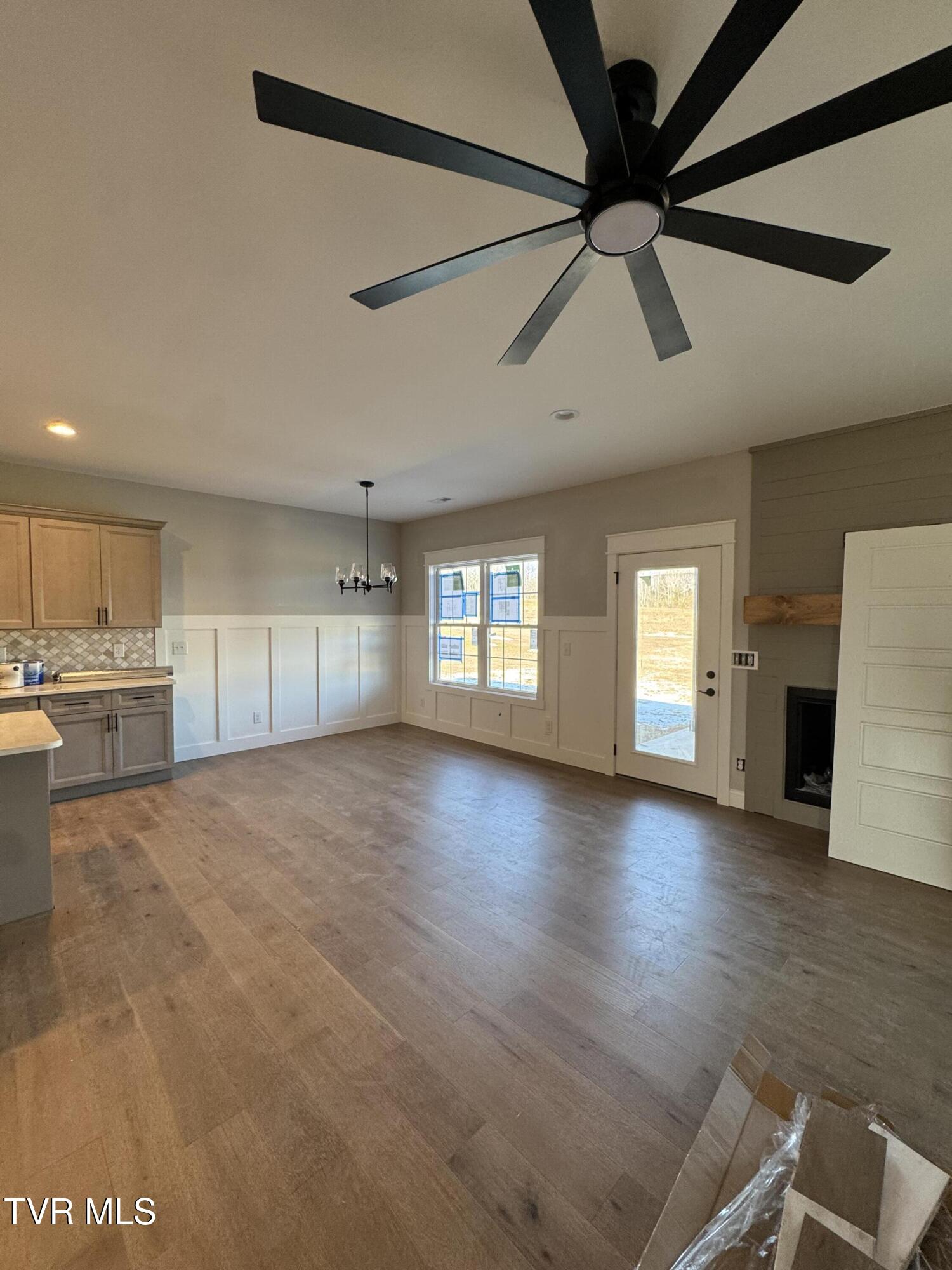 living/dining