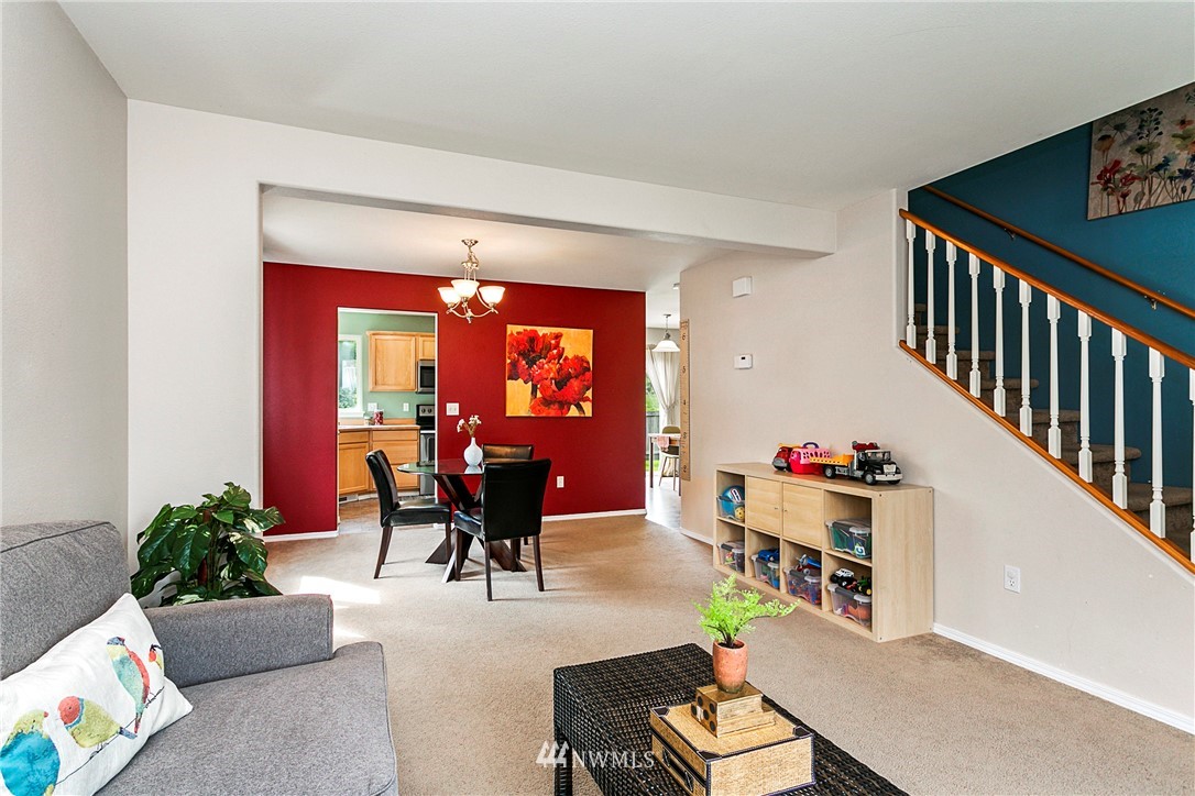 18718 10th Avenue Southeast Bothell, WA 98012 - Photo 5 of 28