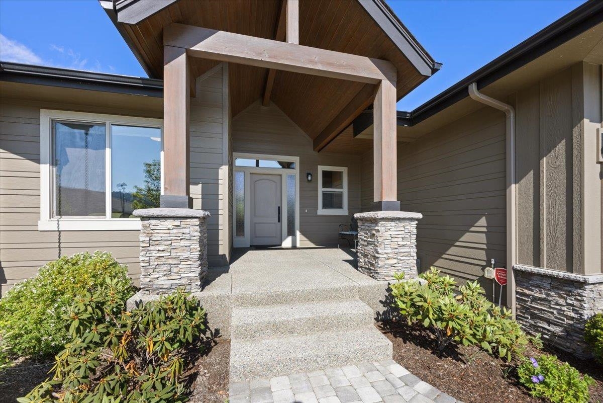 4204 South Rosedale Lane Spokane, WA 99223 - Photo 2 of 32 Gallery Image 2