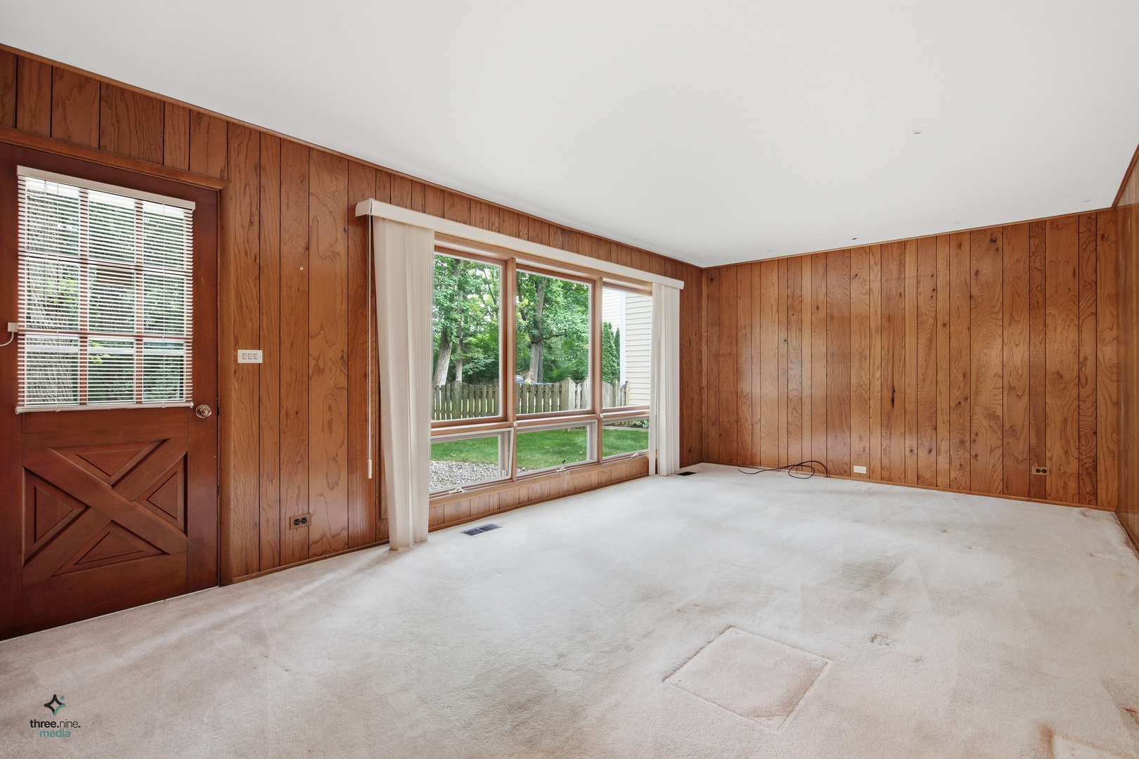 681 Smoke Tree Road Deerfield, IL 60015 - Photo 12 of 39 Gallery Image 12
